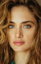 Дениз Капецца